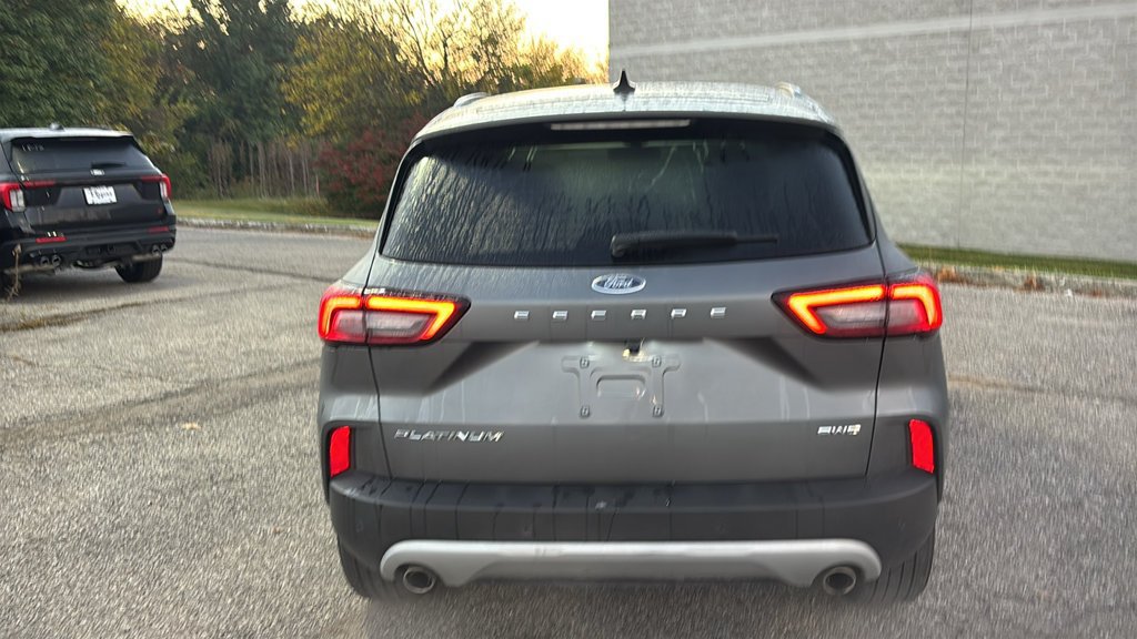 Used 2024 Ford Escape Platinum AWD/4WD image 29