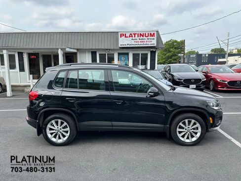 Used 2017 Volkswagen Tiguan Limited w/ Premium Package AWD/4WD image 2