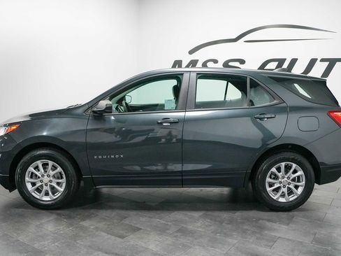 Used 2020 Chevrolet Equinox LS FWD image 3