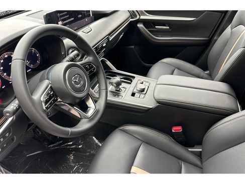 Used 2026 MAZDA CX-90 3.3 Turbo S w/ Premium Plus AWD/4WD image 9