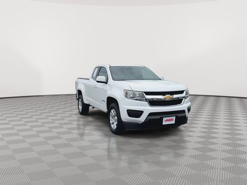 Used 2020 Chevrolet Colorado LT w/ Safety Package AWD/4WD image 3
