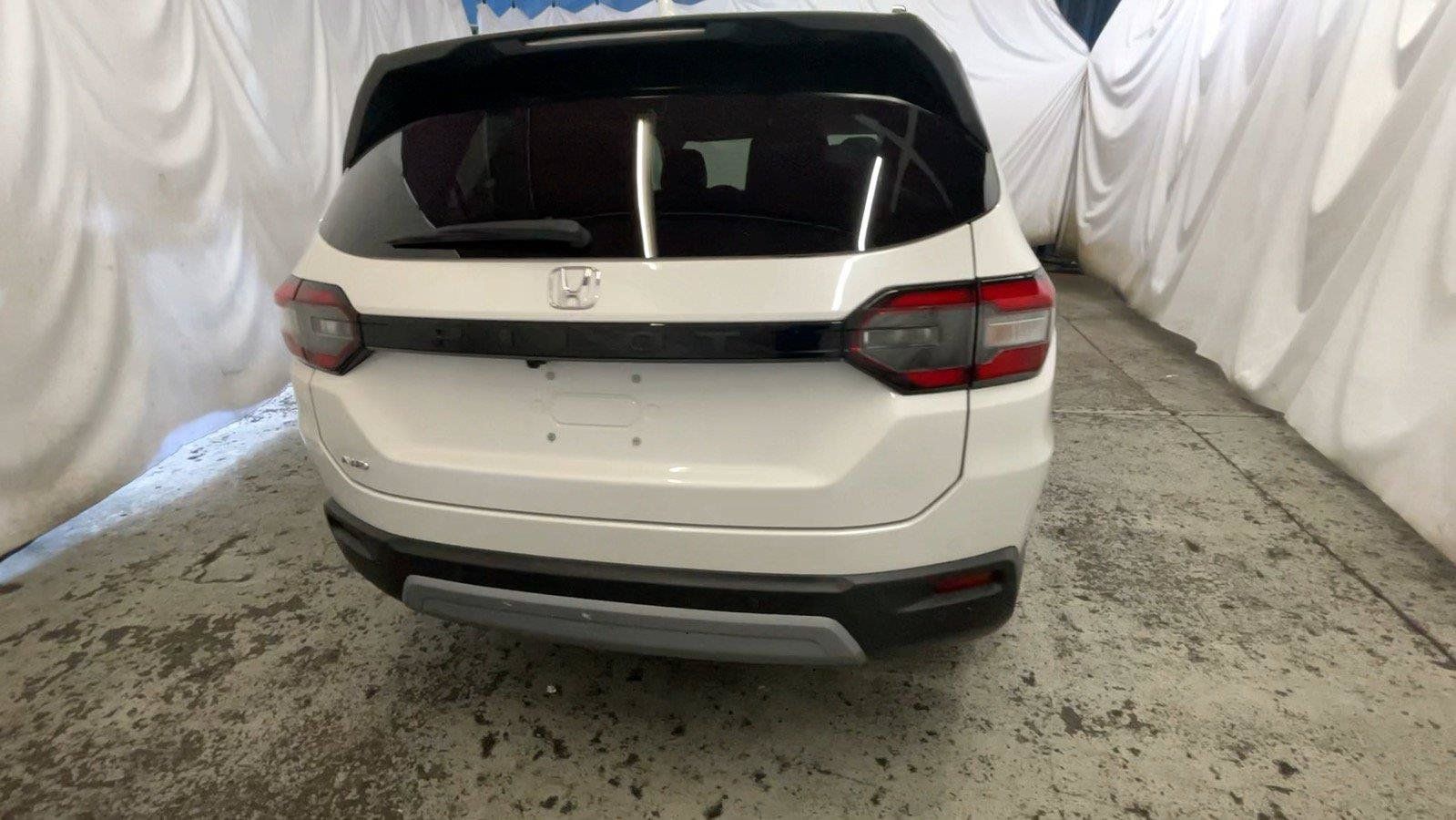 Certified 2025 Honda Pilot EX-L image 7