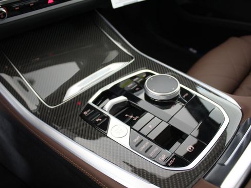 New 2026 BMW X5 M60i w/ Climate Comfort Package image 17