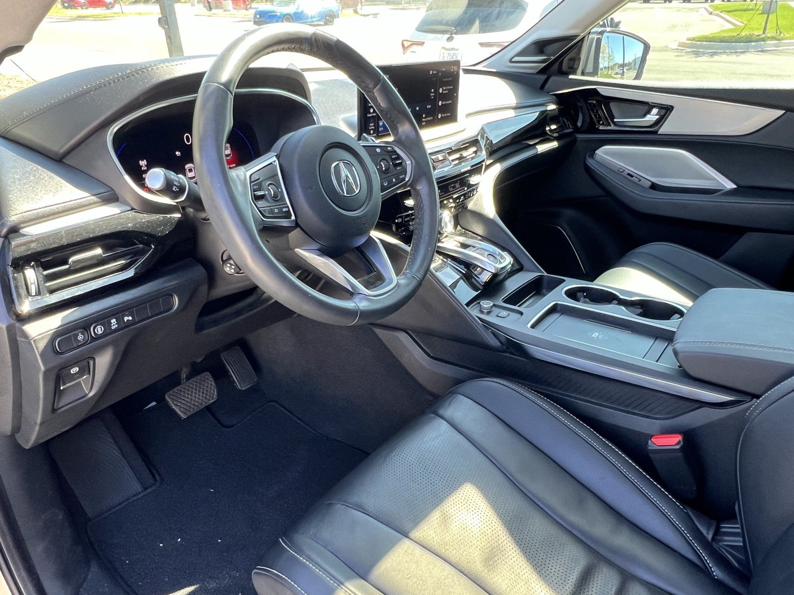 Certified 2025 Acura MDX w/ Technology Package FWD image 17