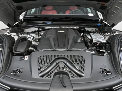 New 2026 Porsche Macan S image 44