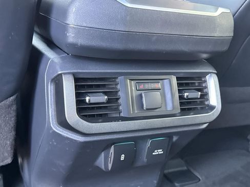 Used 2023 Ford F150 Platinum image 34