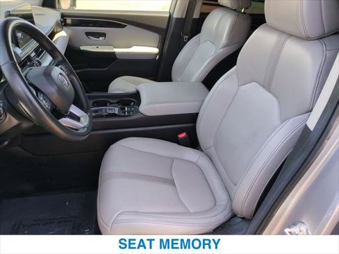 Certified 2025 Honda Pilot EX-L image 20