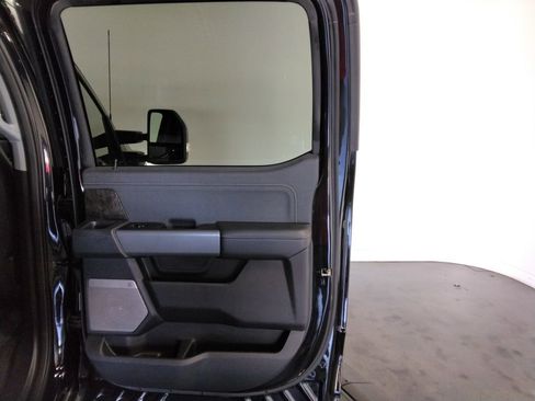 Used 2024 Ford F250 Lariat w/ Lariat Ultimate Package image 43