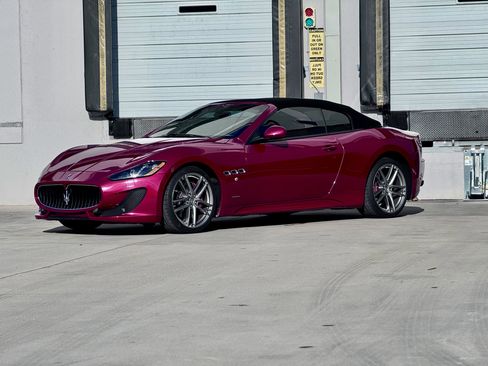 Used 2015 Maserati GranTurismo Sport image 4