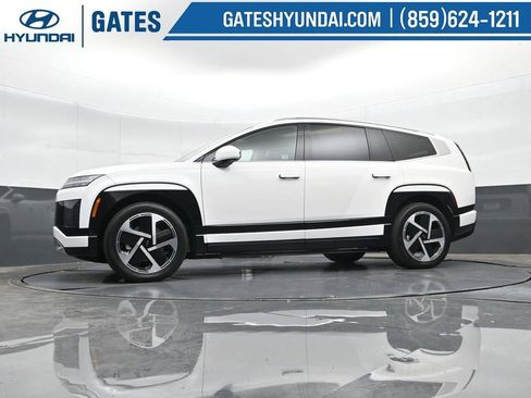 New 2026 Hyundai Ioniq 9 Limited image 54