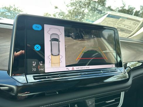 New 2026 Volkswagen Atlas SE image 36