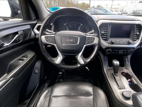 Used 2018 GMC Acadia SLT AWD/4WD image 17