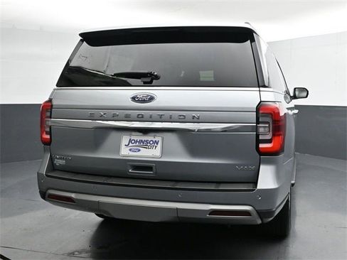 Used 2022 Ford Expedition Max Limited image 14