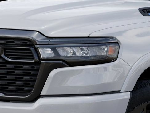 New 2026 RAM 1500 4x4 Crew Cab image 12