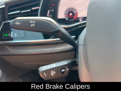 Used 2019 Audi Q8 Prestige w/ Luxury Package AWD/4WD image 23