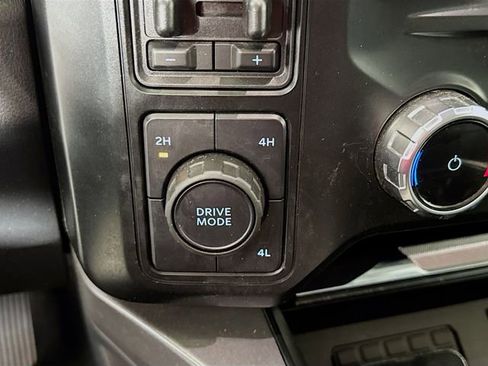 Used 2023 Ford F250 Lariat w/ Chrome Package image 20