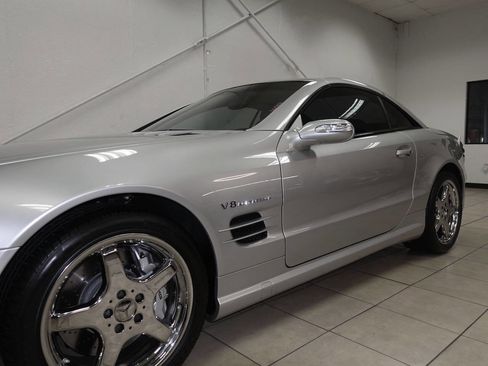 Used 2004 Mercedes-Benz SL 55 AMG image 23
