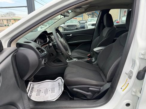 Used 2015 Dodge Dart SXT FWD image 14