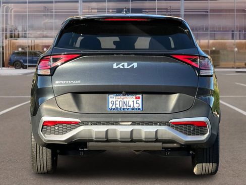 Used 2023 Kia Sportage EX image 5
