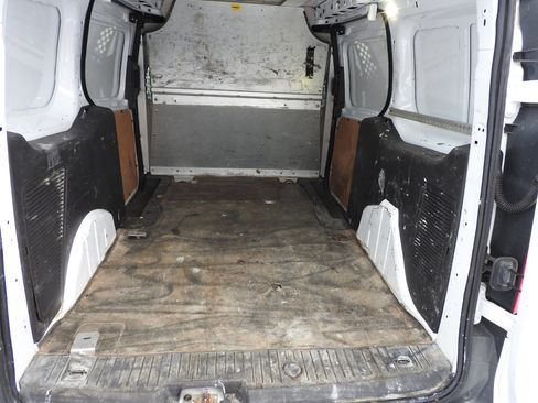 Used 2016 Ford Transit Connect XL image 11