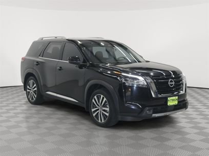Used 2022 Nissan Pathfinder Platinum w/ Cargo Package