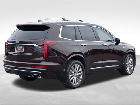 Used 2021 Cadillac XT6 Premium Luxury w/ Platinum Package AWD/4WD image 5