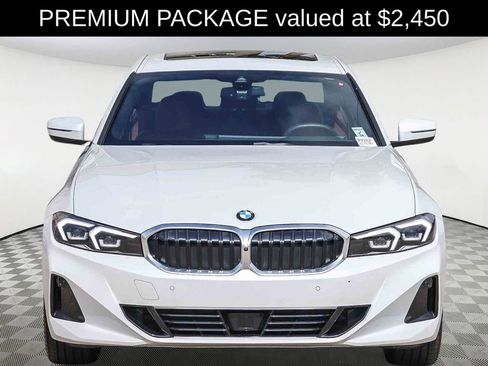 Used 2025 BMW 330i Sedan image 2
