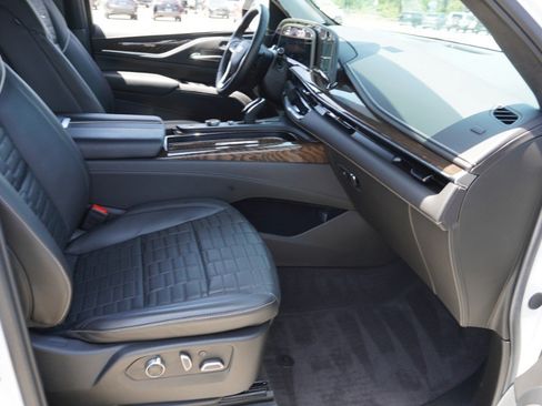 Used 2024 Cadillac Escalade Sport Platinum w/ LPO, ONYX Package RWD image 14