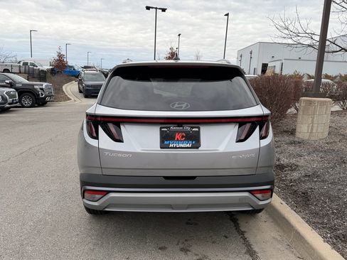 Certified 2025 Hyundai Tucson SEL image 4