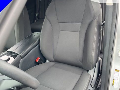 Certified 2025 Nissan Rogue S image 31