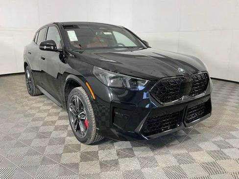 New 2026 BMW X2 xDrive28i w/ M Sport Package image 3