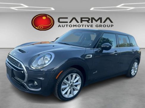Used 2017 MINI Cooper Clubman S image 1