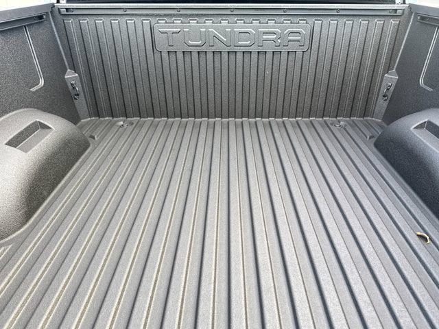 Used 2026 Toyota Tundra Limited AWD/4WD image 10