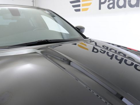 Used 2023 Dodge Charger SXT w/ Blacktop Package image 11