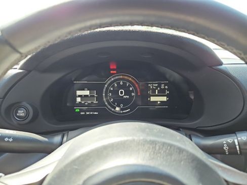 Used 2024 Toyota GR86 Premium RWD image 10