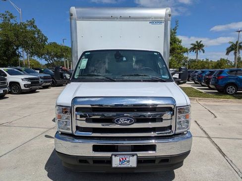 New 2026 Ford E-450 and Econoline 450 Super Duty w/ Power Equipment Group image 8