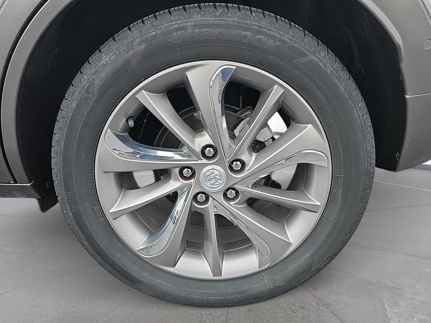 Used 2022 Buick Encore GX Essence w/ Advanced Technology Package AWD/4WD image 10