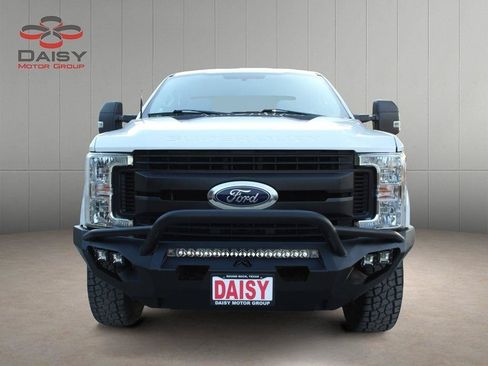 Used 2019 Ford F250 XL w/ XL Value Package AWD/4WD image 2