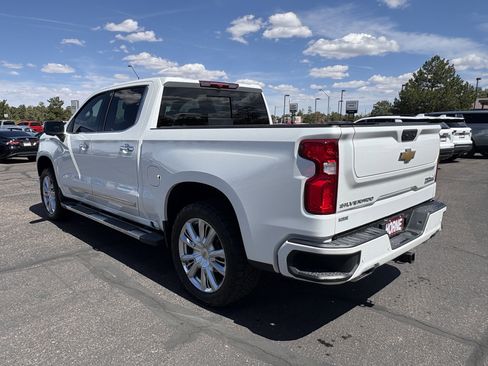 Used 2025 Chevrolet Silverado 1500 High Country w/ High Country Premium Package image 5