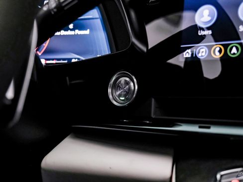 Used 2023 Chevrolet Corvette Stingray Premium Conv w/ Z51 Performance Package image 86