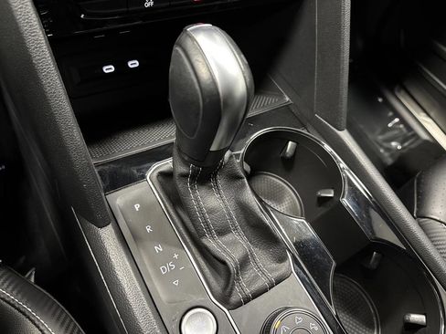 Used 2023 Volkswagen Atlas Cross Sport SE image 20