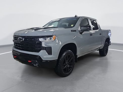 Certified 2024 Chevrolet Silverado 1500 LT Trail Boss w/ Convenience Package II image 9