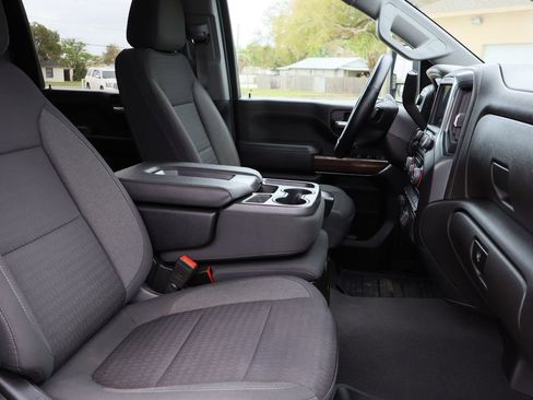 Certified 2023 Chevrolet Silverado 2500 LT w/ Convenience Package image 26