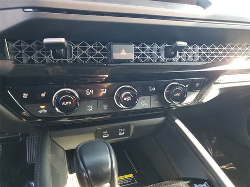 Certified 2023 Honda Accord Touring image 27