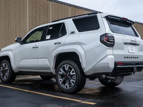 New 2025 Toyota 4Runner TRD Sport image 5