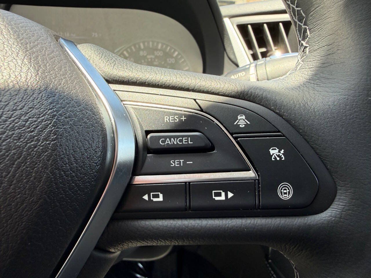 Used 2023 INFINITI Q50 Luxe w/ Cargo Package RWD image 36