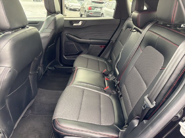 Used 2024 Ford Escape ST-Line w/ Tech Pack #1 AWD/4WD image 23