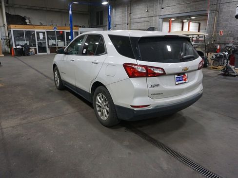 Used 2021 Chevrolet Equinox LT image 19