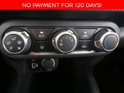 New 2025 Nissan Kicks Play S image 16