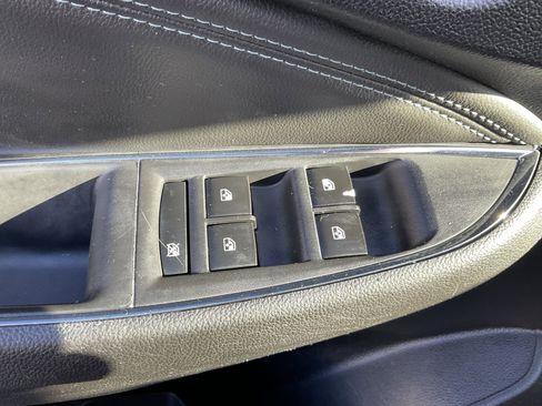 Used 2017 Chevrolet Cruze Premier image 25